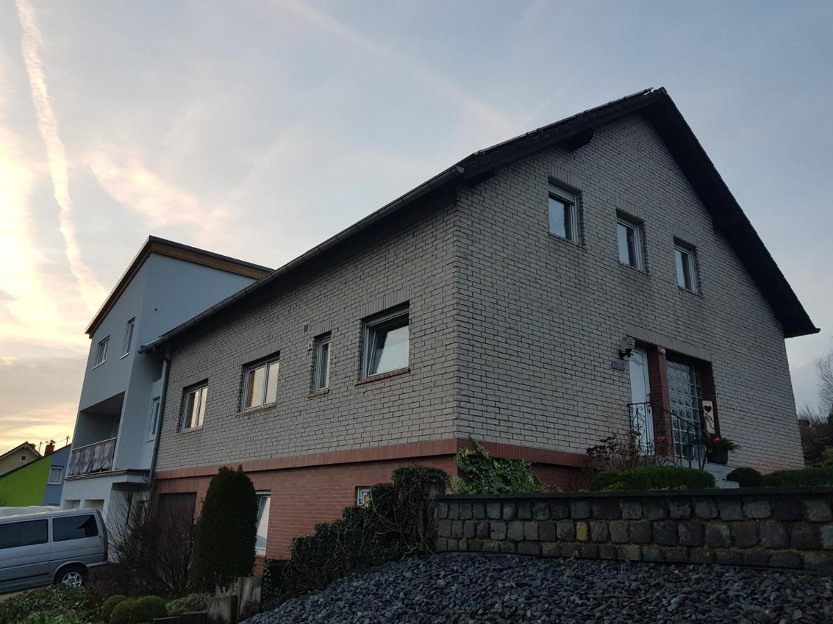 Fewo Louise Kinderbeuern Exterior foto